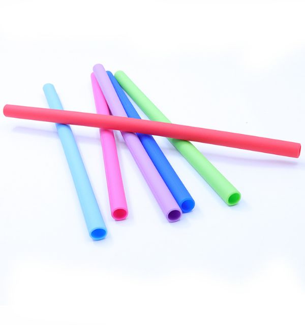 硅膠制品廠選外地的好不好？